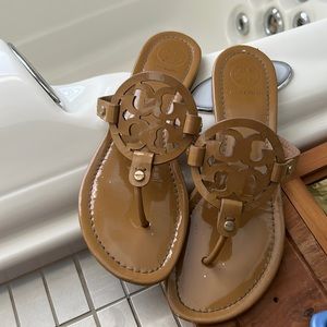 Tory Burch Sandals tan Size 9 comes w/ dust bag